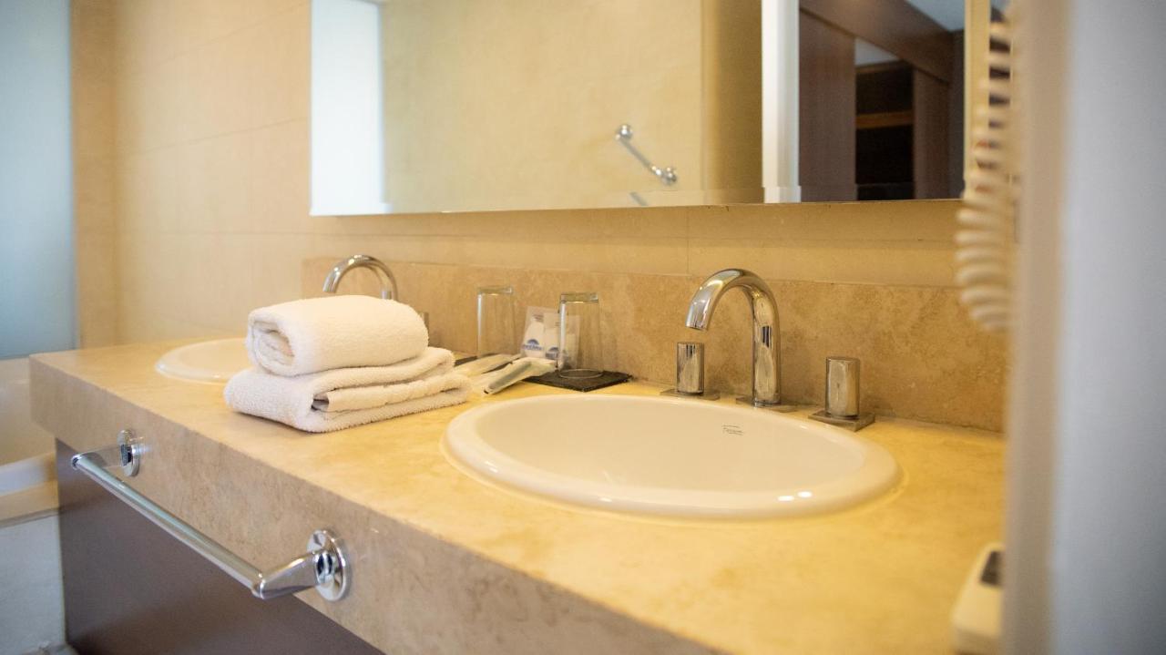 Howard Johnson La Canada Hotel & Suites Кордова Экстерьер фото
