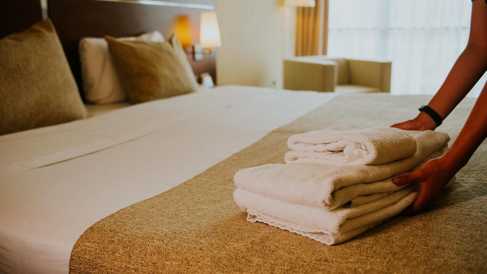 Howard Johnson La Canada Hotel & Suites Кордова Экстерьер фото