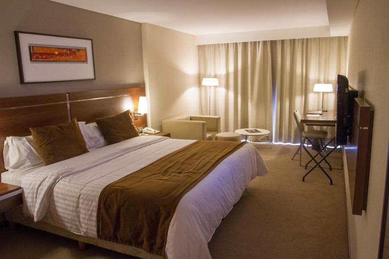 Howard Johnson La Canada Hotel & Suites Кордова Экстерьер фото